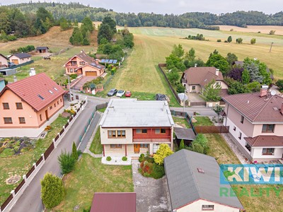 Haus zum Kauf, 170 m² (2 von 28)