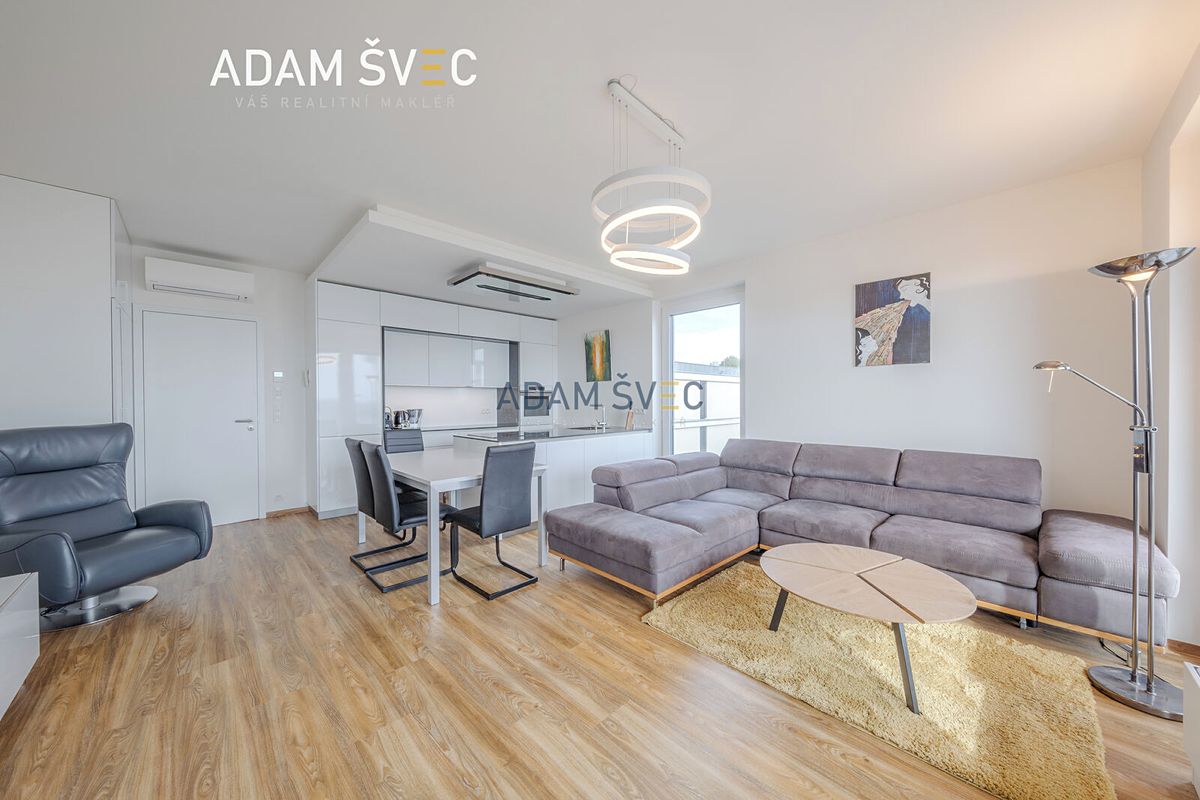 Pronájem bytu 2+kk 70 m² – fotografie 2