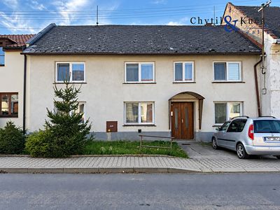 Prodej rodinného domu 200 m², pozemek 1800 m²