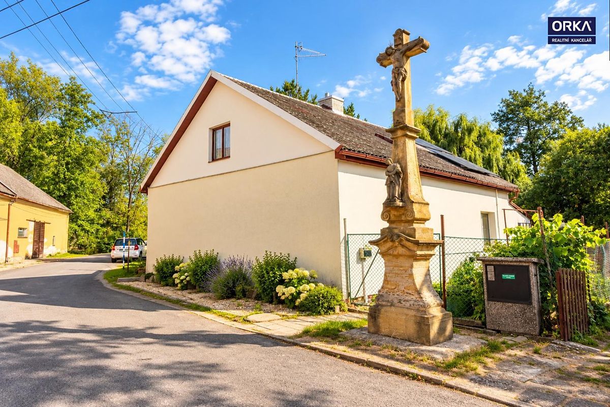 Prodej rodinného domu 133 m², pozemek 378 m² – fotografie 2
