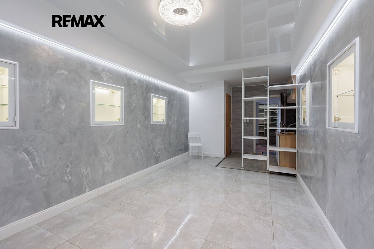 Prodej obchodního prostoru 72 m² – fotografie 5