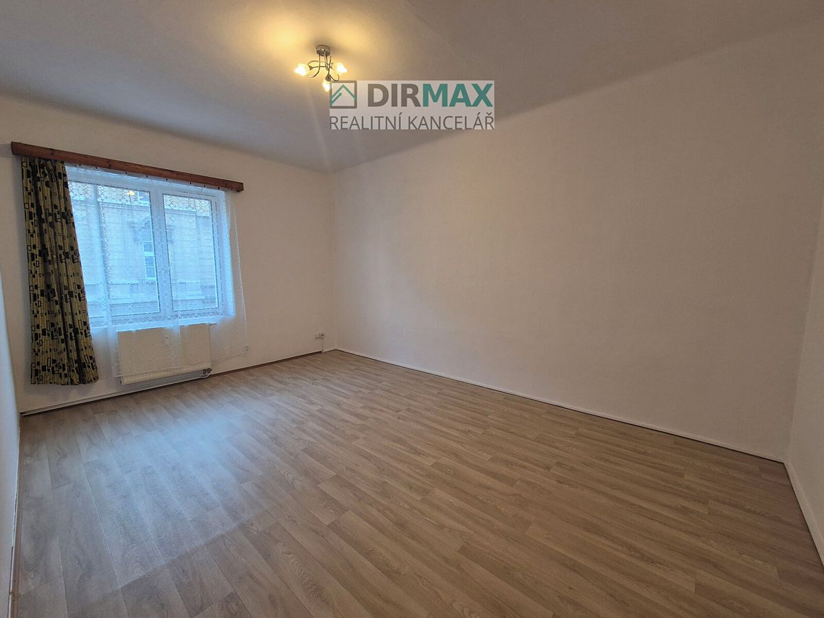Pronájem bytu 2+1 60 m² – fotografie 4