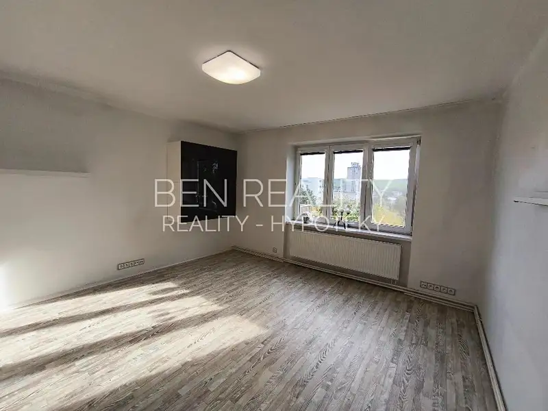 Prodej bytu 2+1 65 m², Uherský Brod – náhled fotky 2