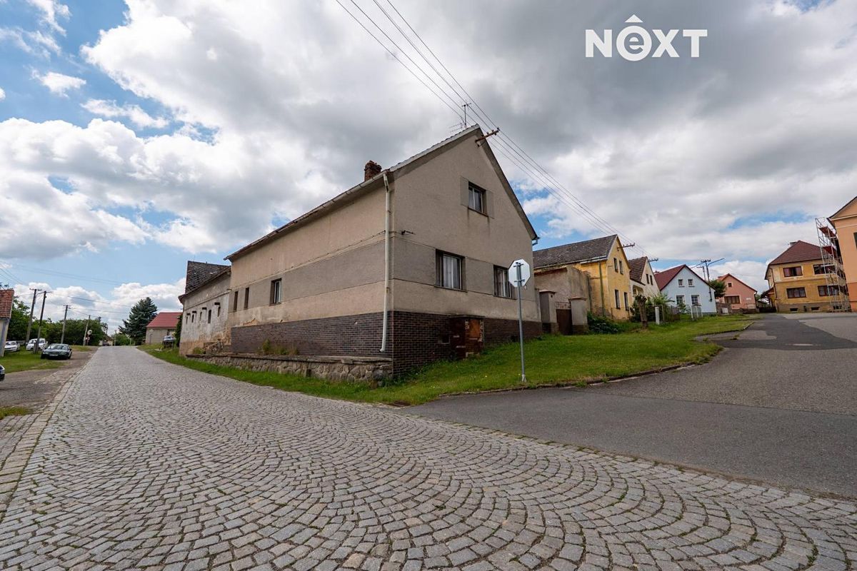 Prodej rodinného domu 140 m², pozemek 1061 m², Trpísty – fotka 1 z 3