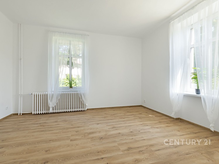 Pronájem bytu 2+kk, 48 m² (7 z 12)