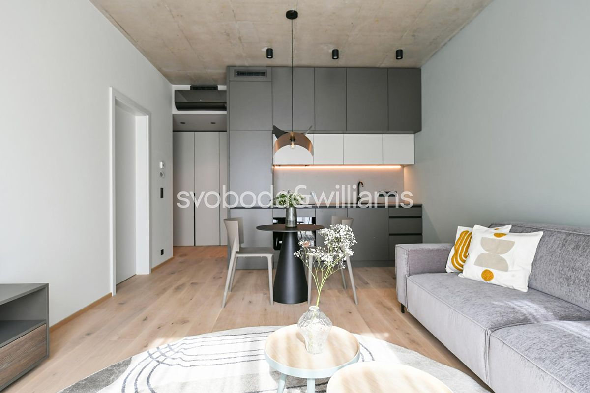 Pronájem bytu 2+kk 44 m²