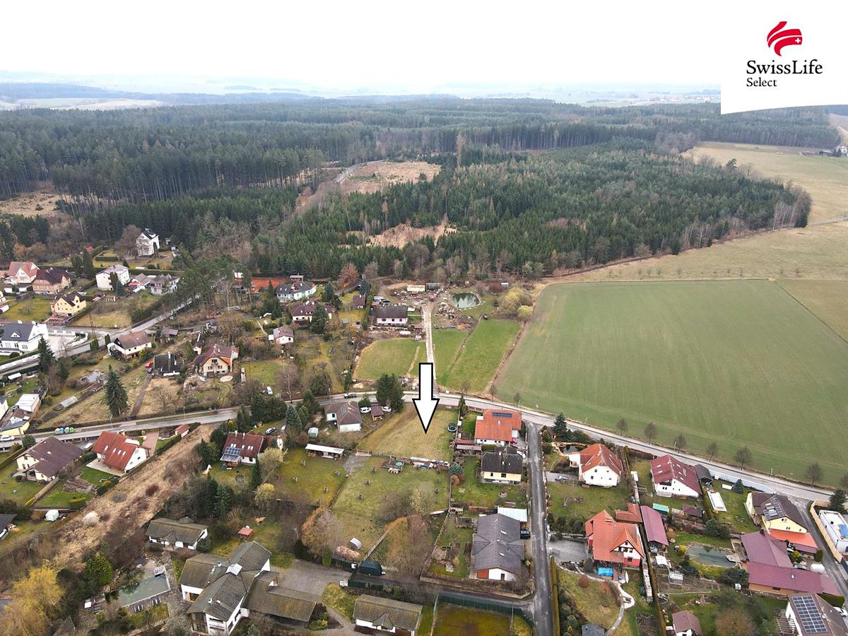 Prodej stavebního pozemku 843 m² – fotografie 2