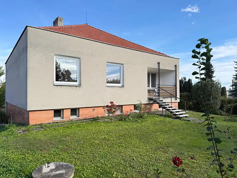 Pronájem rodinného domu 189 m², pozemek 594 m², Čáslav – náhled fotky 2