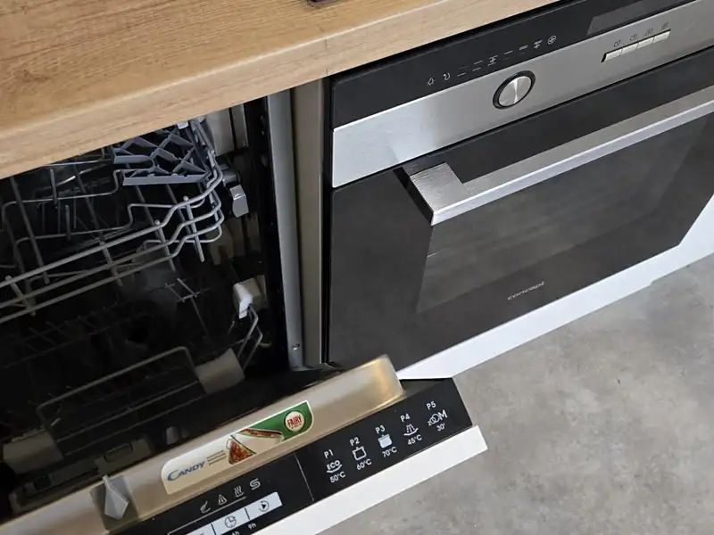 Pronájem bytu 3+1 53 m², Most – náhled fotky 3