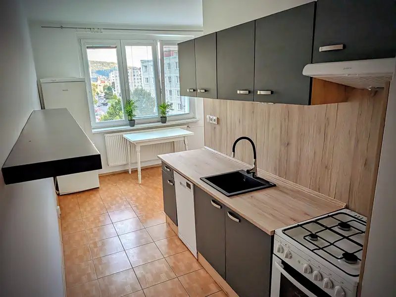 Pronájem bytu 2+1 62 m², Kraslice – náhled fotky 1