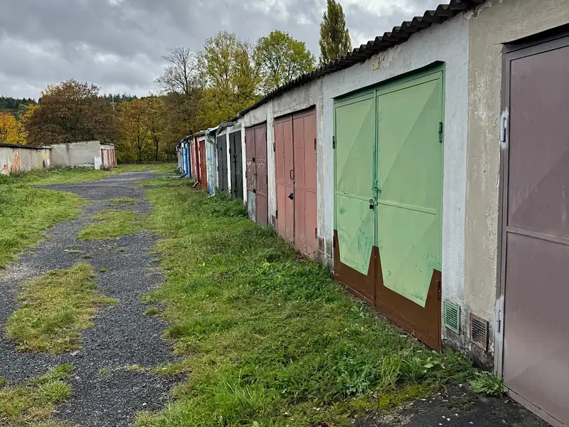 Pronájem garáže 20 m², Karlovy Vary – náhled fotky 3