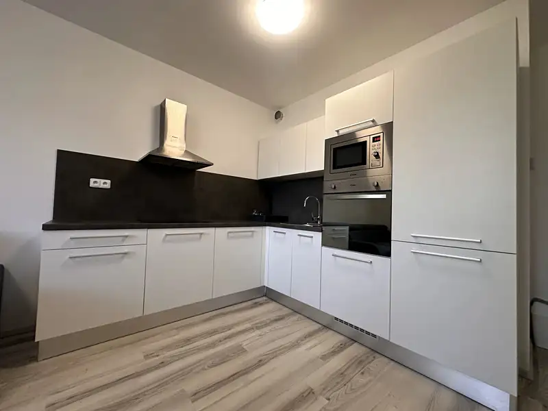 Pronájem bytu 2+kk 58 m², Pardubice – náhled fotky 3
