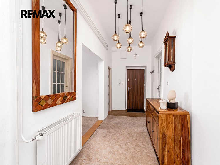 Квартира 4+kk на продаж, 121 м² (27 з 42)