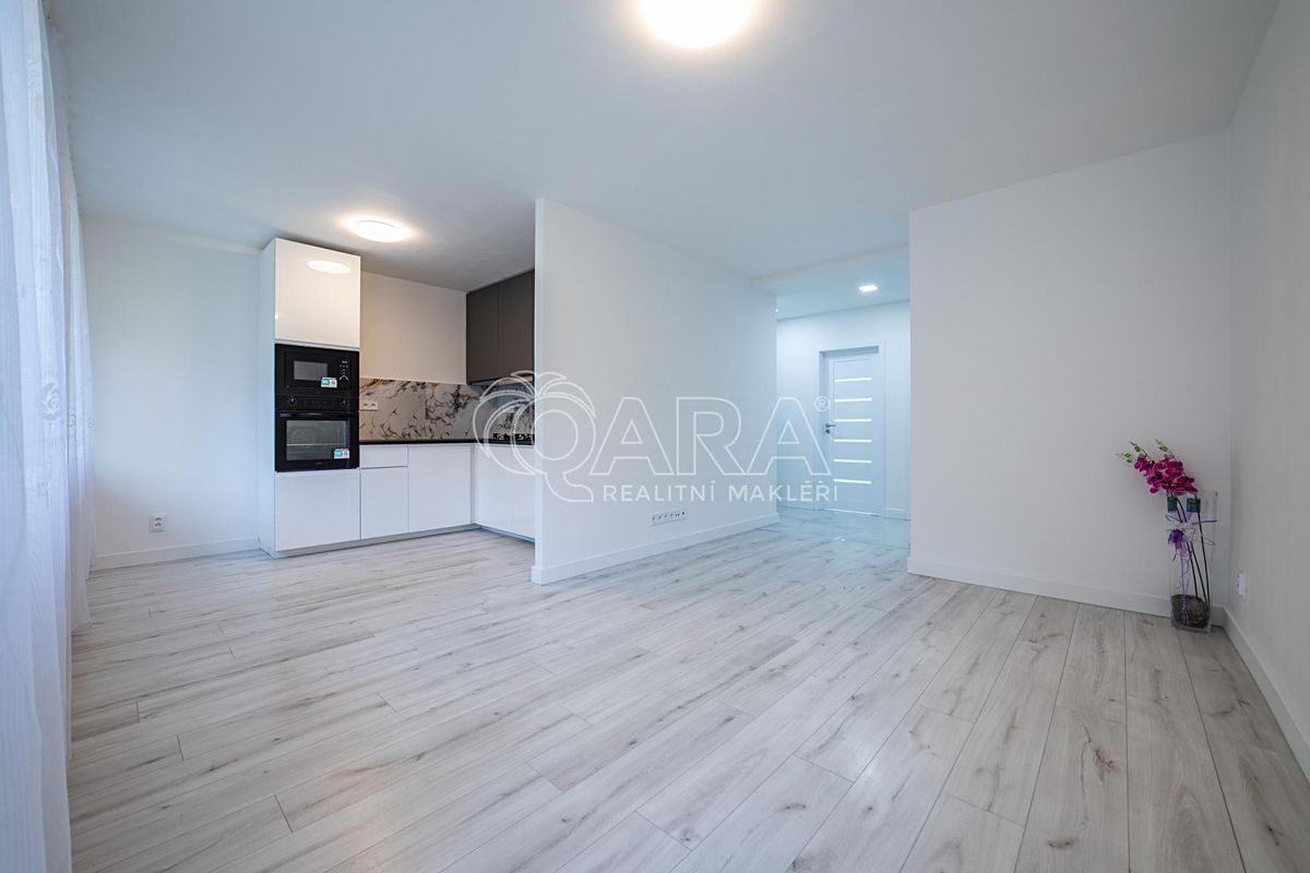 Prodej bytu 3+kk 61 m², Praha – fotka 1 z 3