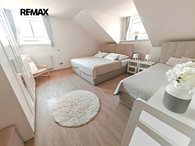 Gewerbefläche zum Kauf, 715 m² (13 von 20)