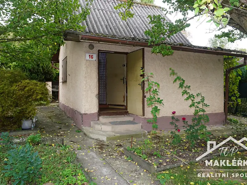 Prodej zahrady 926 m², Čížkovice – náhled fotky 1