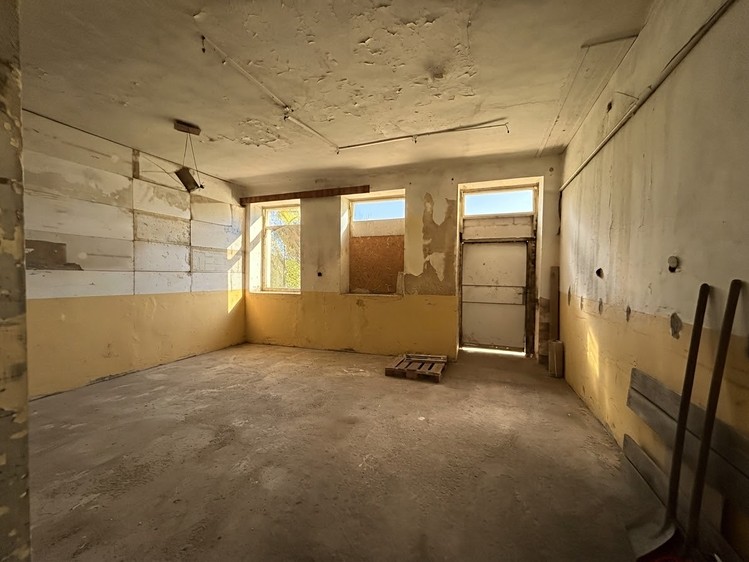 Prodej domu, 330 m² (22 z 43)
