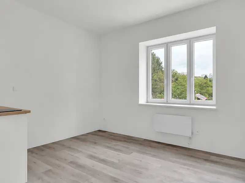 Prodej bytu 1+kk 19 m², Praha – náhled fotky 1