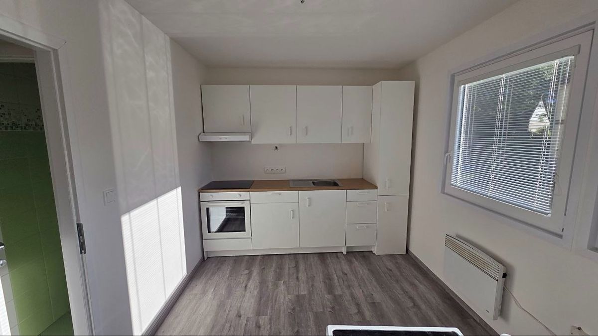 Pronájem bytu 3+1 77 m², Chlumec nad Cidlinou – fotka 1 z 3