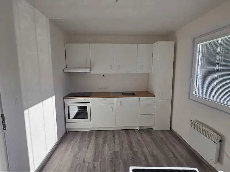 Pronájem bytu 3+1 77 m², Chlumec nad Cidlinou – náhled fotky 1