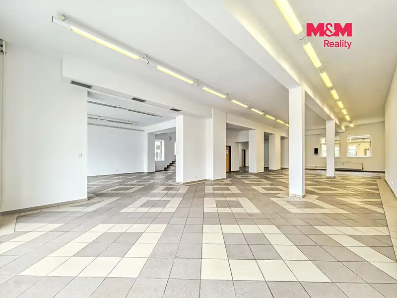 Pronájem obchodního prostoru 207 m², Ústí nad Orlicí – náhled fotky 2
