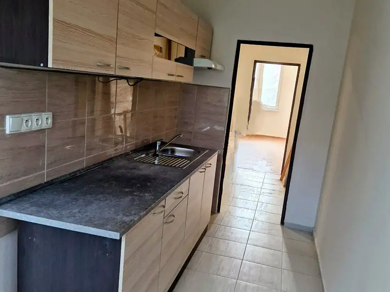 Pronájem bytu 2+1 70 m², Děčín – náhled fotky 1