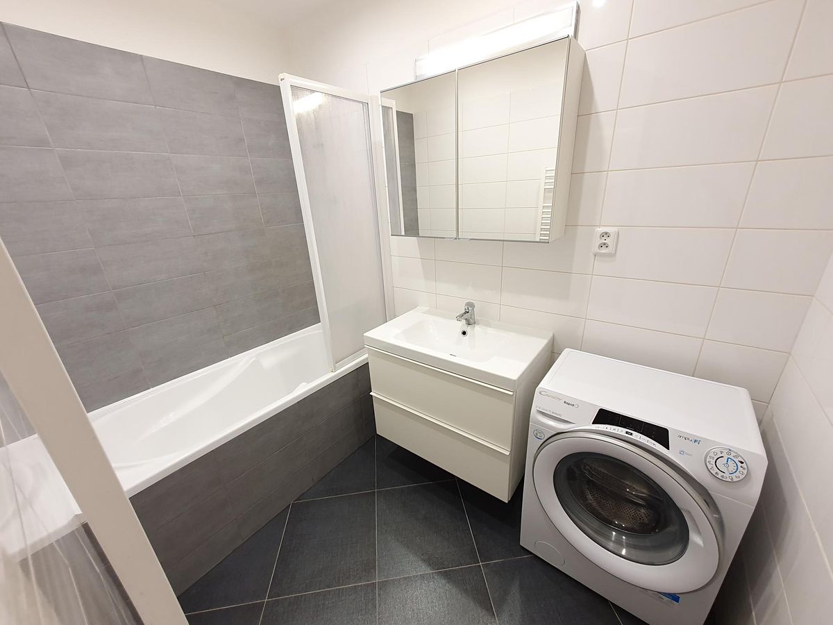 Pronájem bytu 2+kk 85 m² – fotografie 5