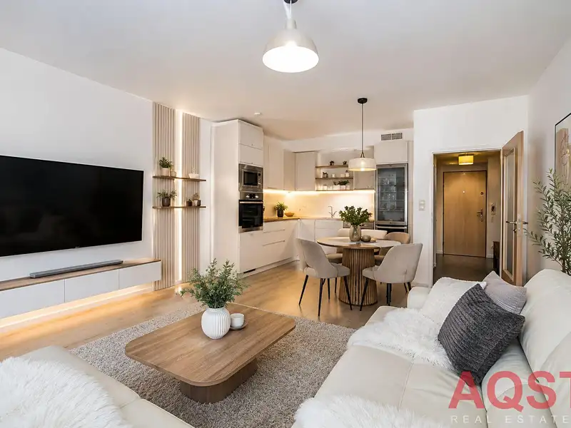 Prodej bytu 2+kk 55 m², Praha – náhled fotky 3