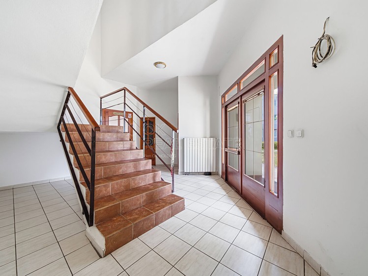 Prodej domu, 630 m² (42 z 83)