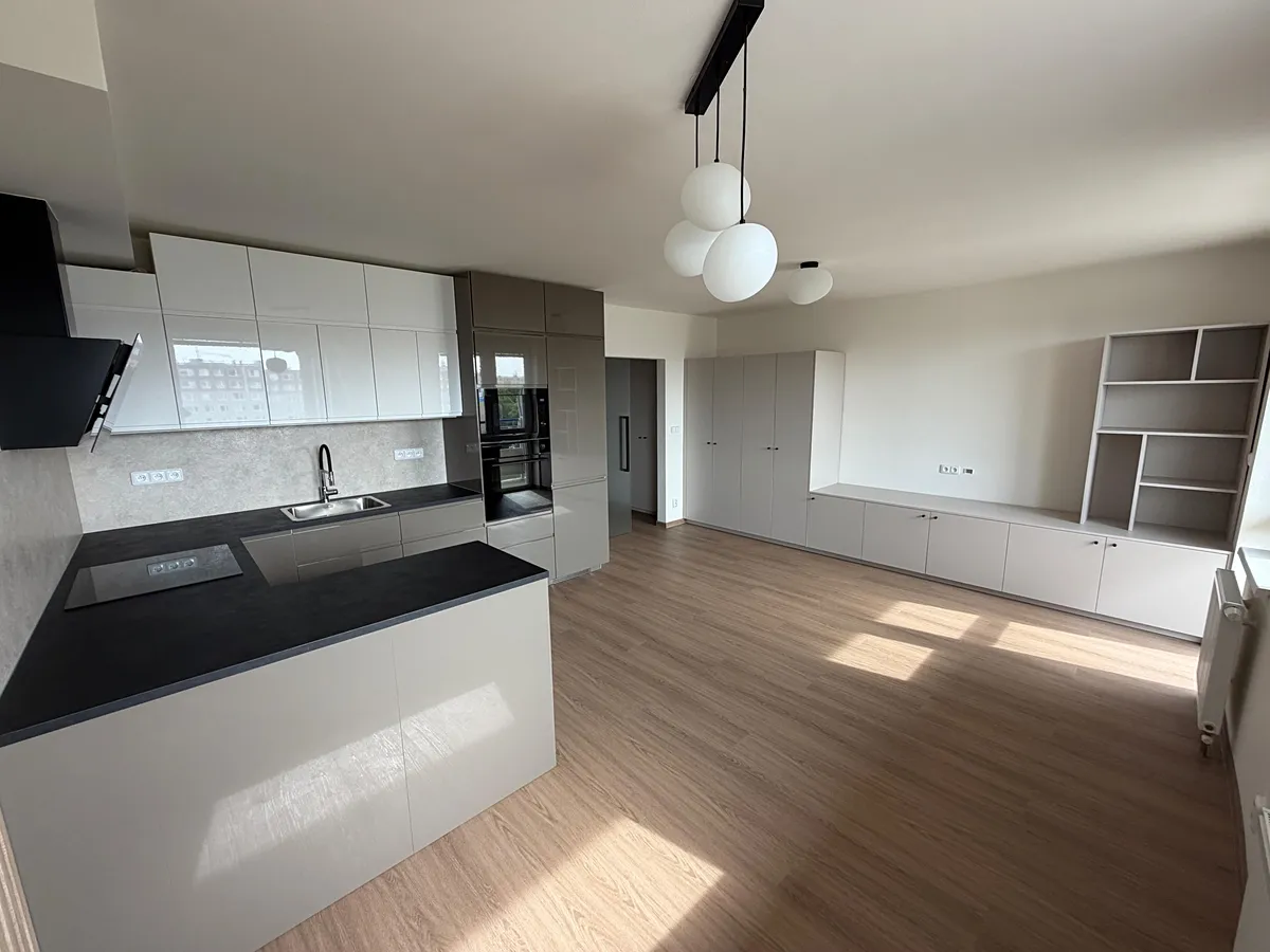 Pronájem bytu 3+kk 72 m²