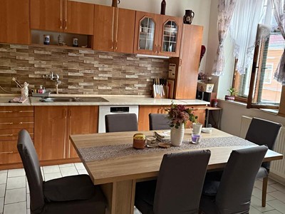 Prodej domu, 177 m² (2 z 23)