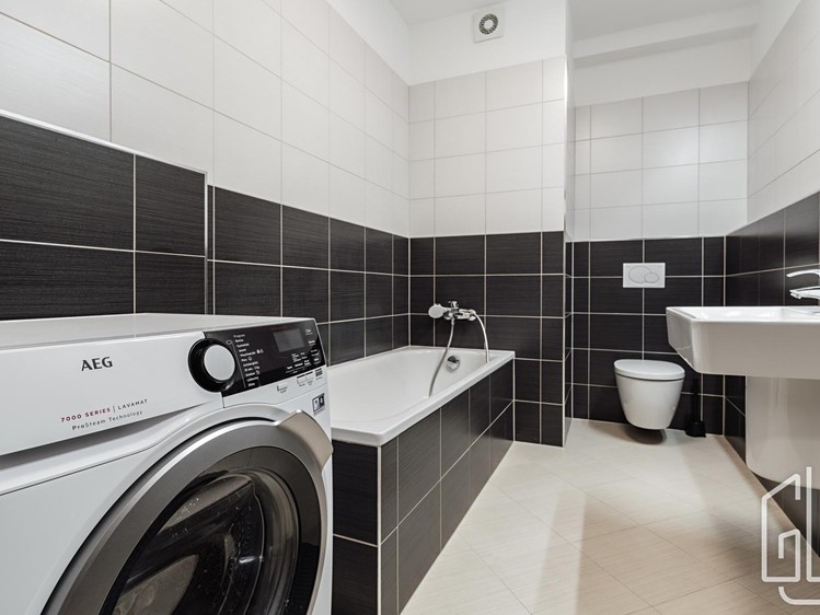 Prodej bytu 2+kk, 56 m² (18 z 28)