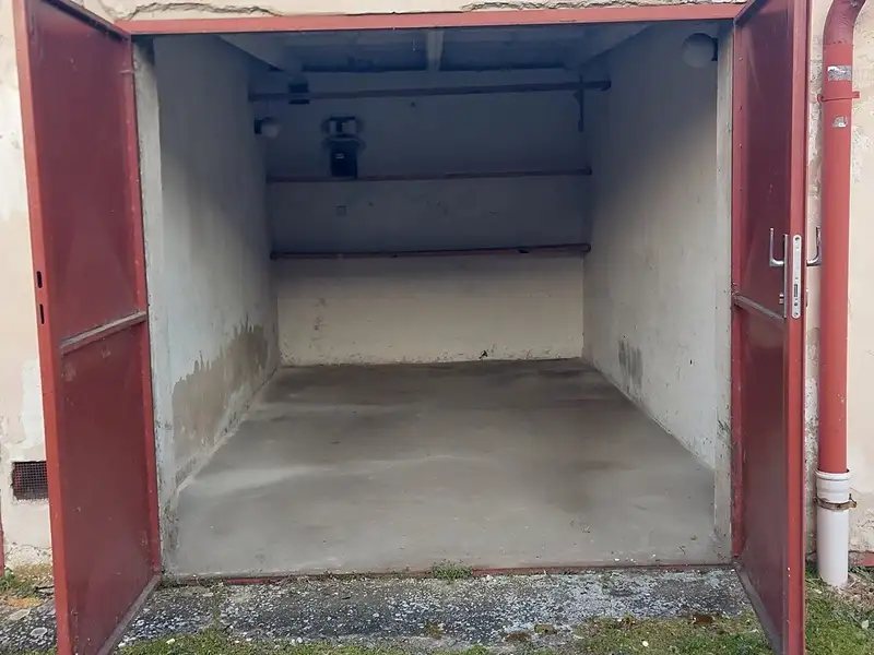 Pronájem garáže 17 m², Poděbrady – náhled fotky 3