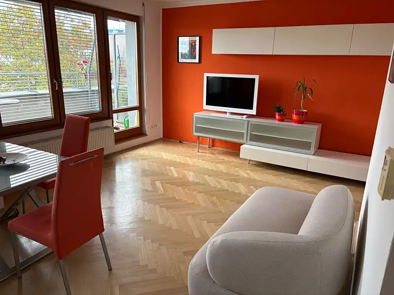 Pronájem bytu 2+kk 53 m², Praha – náhled fotky 1