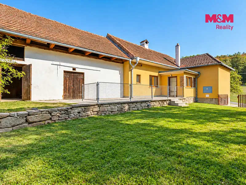 Prodej rodinného domu 150 m², pozemek 2390 m², Brloh – náhled fotky 3