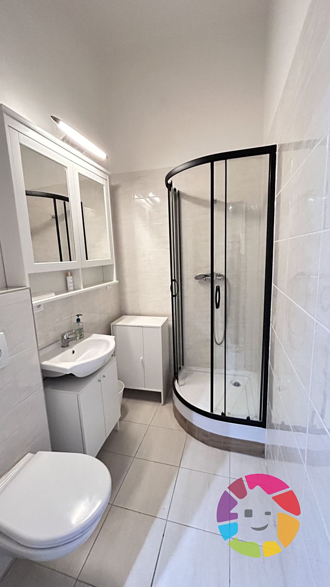 Pronájem bytu 2+kk 37 m², Praha – fotka 1 z 3