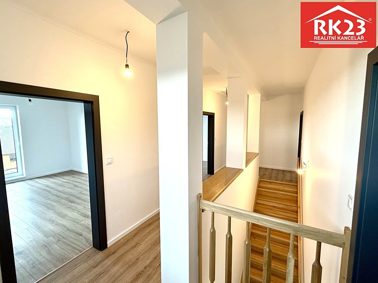 Будинок на продаж, 200 м² (25 з 42)