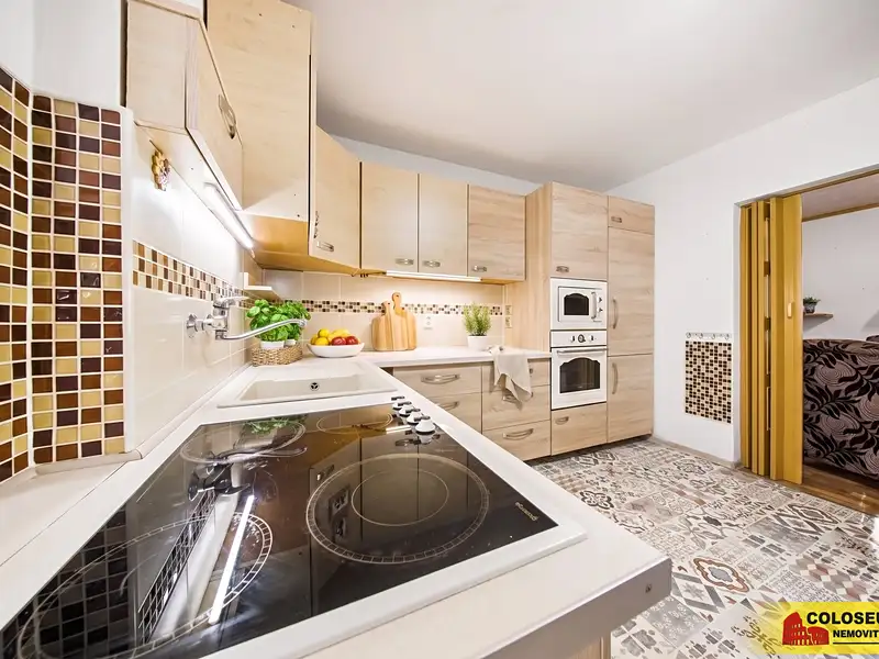 Prodej rodinného domu 95 m², pozemek 696 m², Deblín – náhled fotky 2