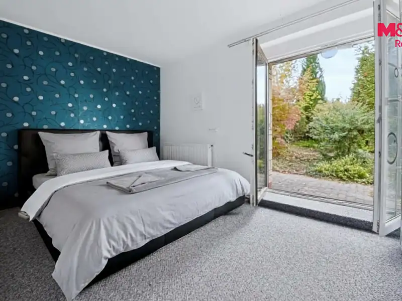 Prodej rodinného domu 242 m², pozemek 1068 m², Třebovice – náhled fotky 3