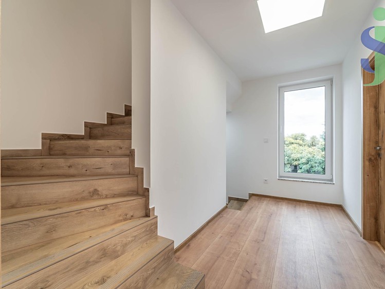 Prodej domu, 112 m² (24 z 36)