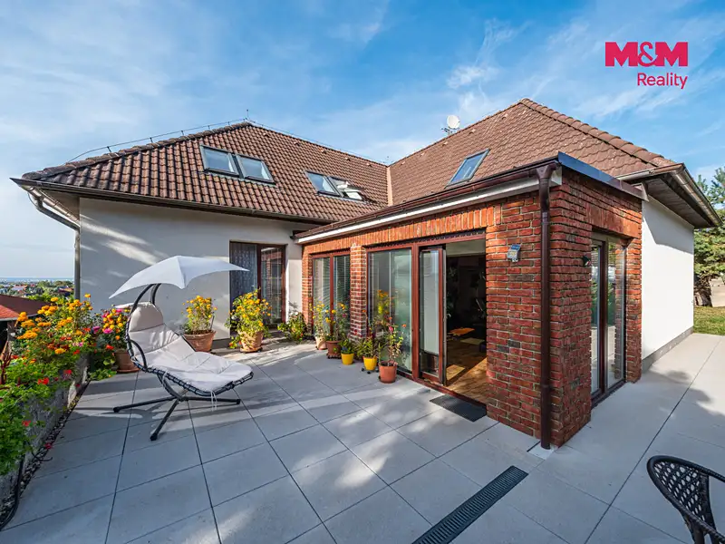 Prodej rodinného domu 275 m², pozemek 1714 m², Psáry – náhled fotky 2