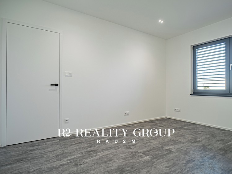 Prodej domu, 220 m² (24 z 26)