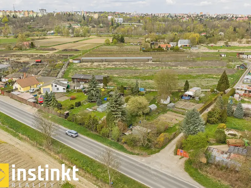 Prodej zahrady 642 m², Plzeň – náhled fotky 2