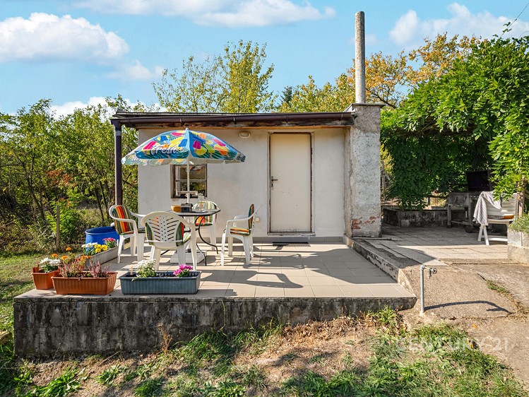 Haus zum Kauf, 20 m² (1 von 22)