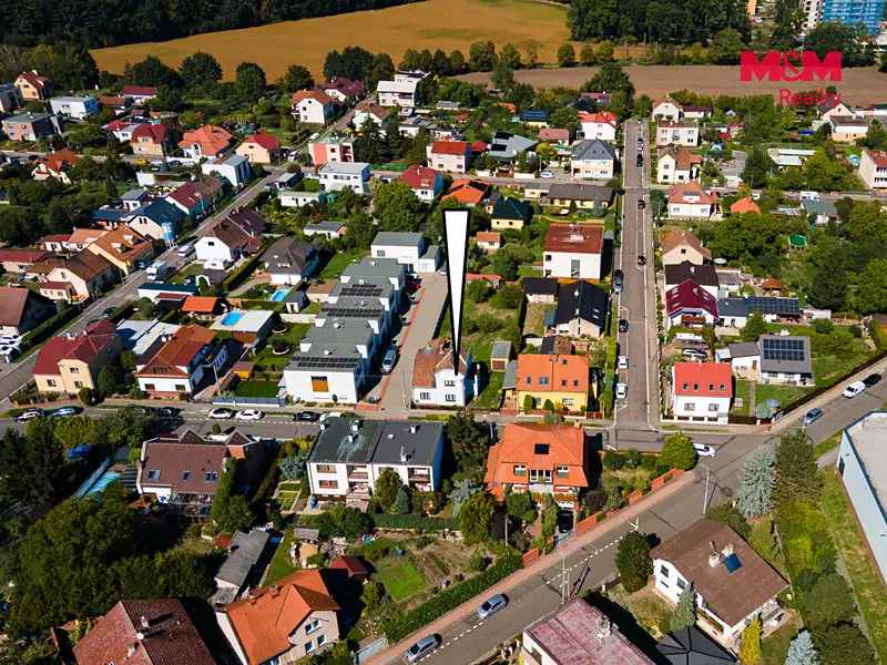 Prodej rodinného domu 145 m², pozemek 823 m², Pardubice – náhled fotky 2