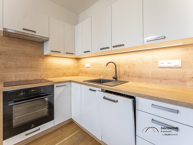 Prodej bytu 2+kk, 38 m² (9 z 20)
