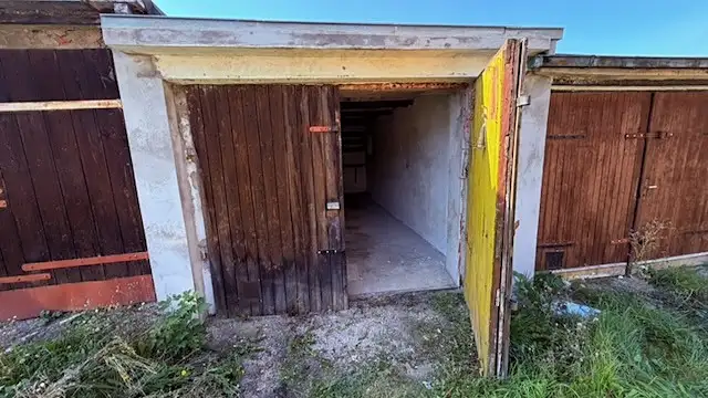 Prodej garáže 20 m², Teplice – náhled fotky 2