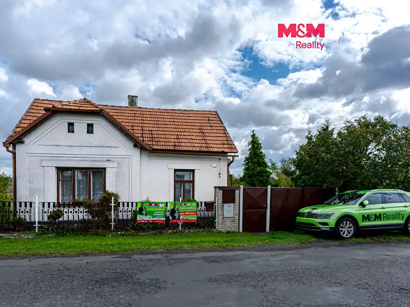 Prodej rodinného domu 87 m², pozemek 2224 m², Opolany – náhled fotky 1