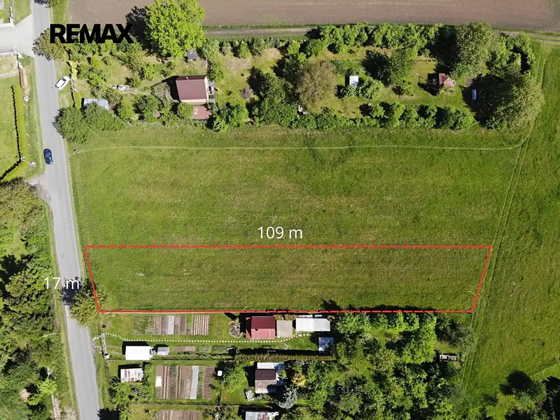 Prodej stavebního pozemku 1819 m², Holešov – náhled fotky 1
