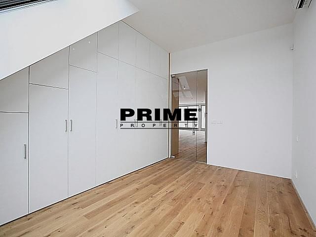 Wohnung 4+kk zur Miete, 200 m² (27 von 31)